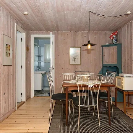 Сasa de vacaciones Three-bedroom Holiday In 14 *