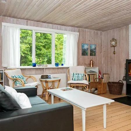 Сasa de vacaciones Three-bedroom Holiday In 14